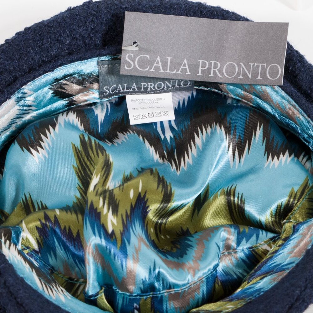Scala Pronto Grey Bouclé Fisherman Cap with Gold Chain NWT - Picture 3 of 3